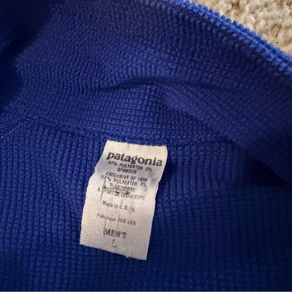 Patagonia men’s sweater - Picture 4 of 5